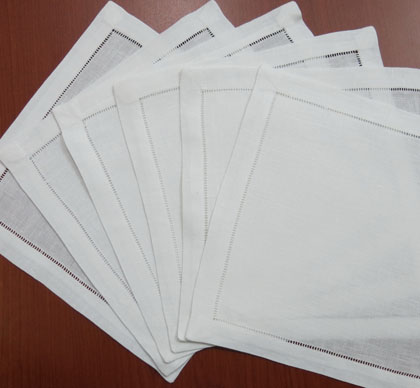13 25x25 cm White linen